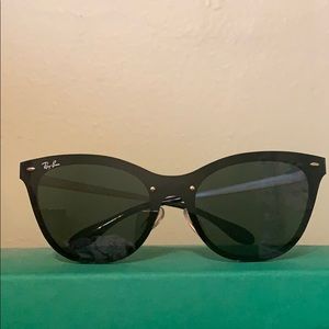 Ray-Ban Blaze Cat Eye